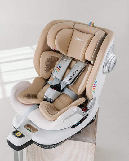 Astron+ PRO baby car seat with reclining feature, side protection, and adjustable harness system.